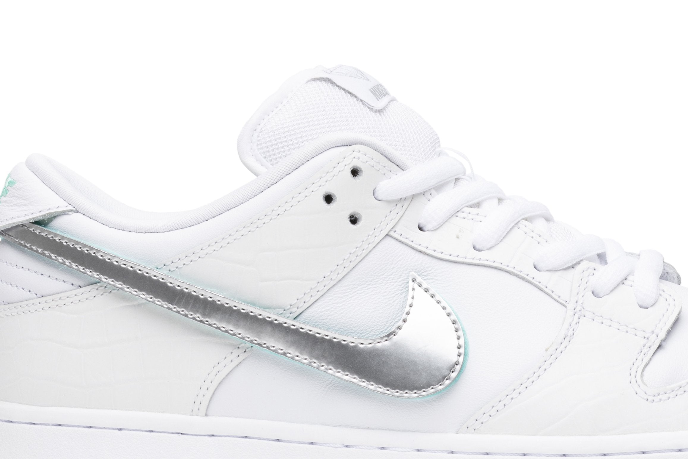 Diamond Supply Co. x Dunk Low Pro SB &