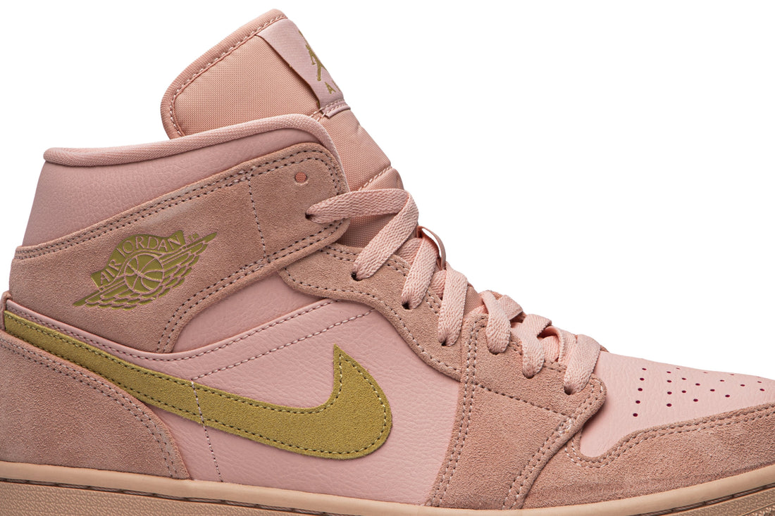 Air Jordan 1 Mid &