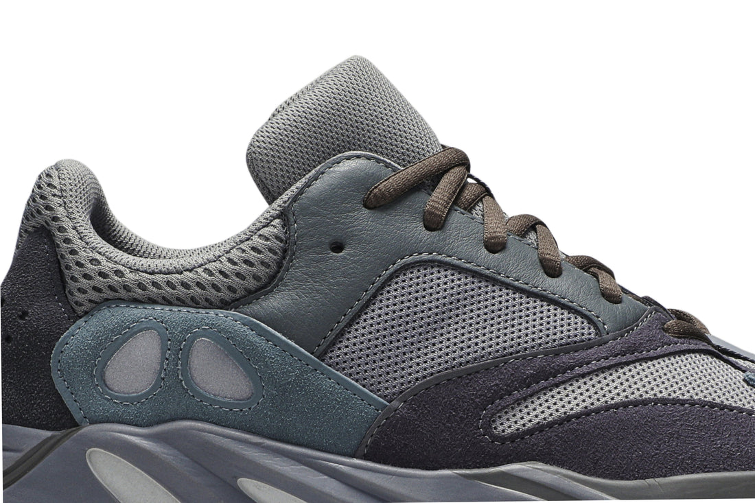 Yeezy Boost 700 &