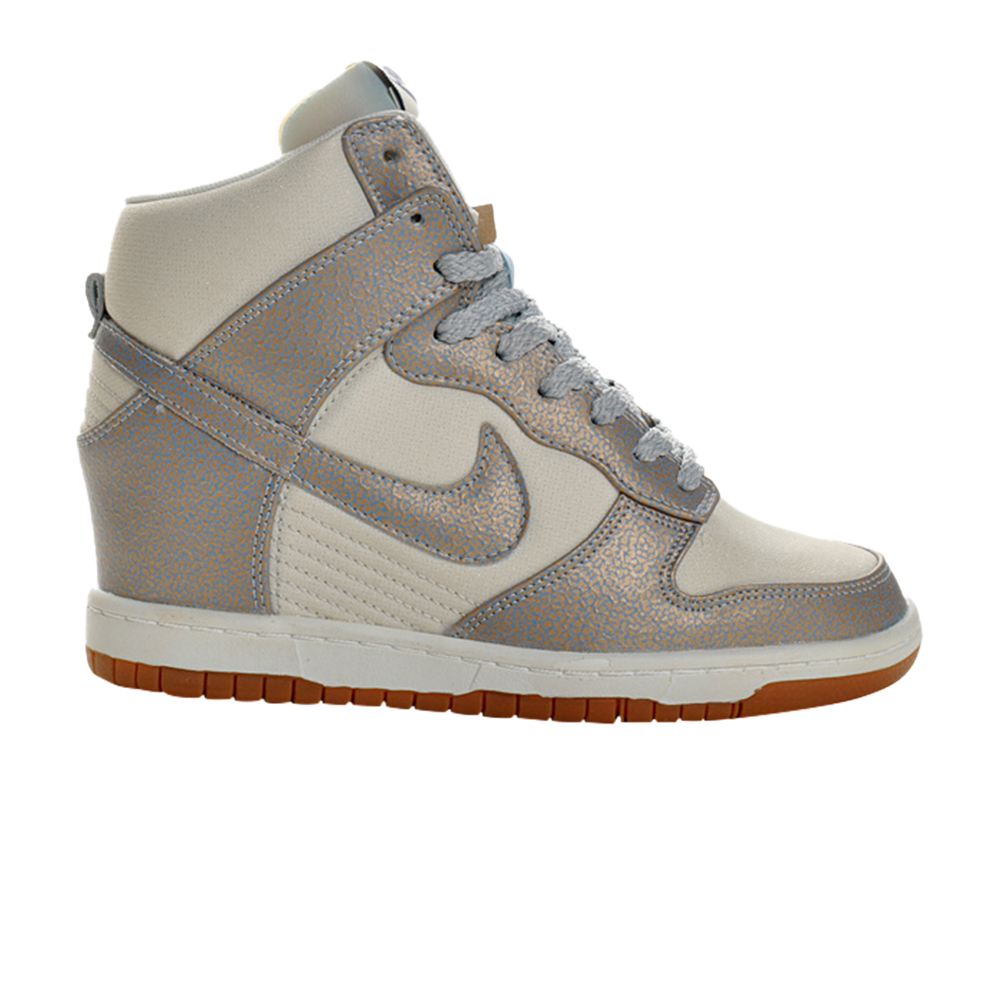 Wmns Dunk Sky High &