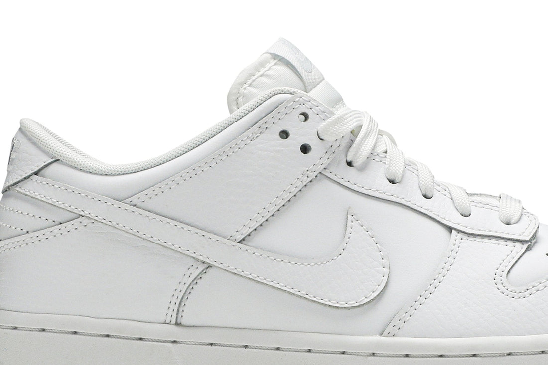 Wmns Dunk Low &