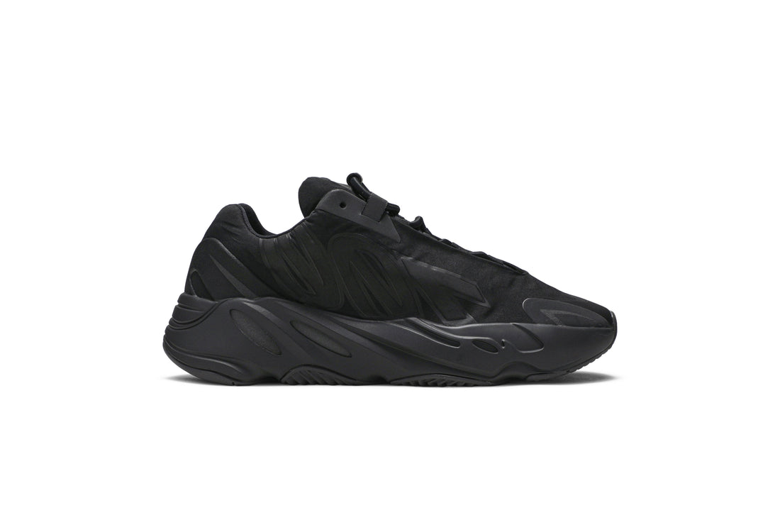 Yeezy Boost 700 MNVN &