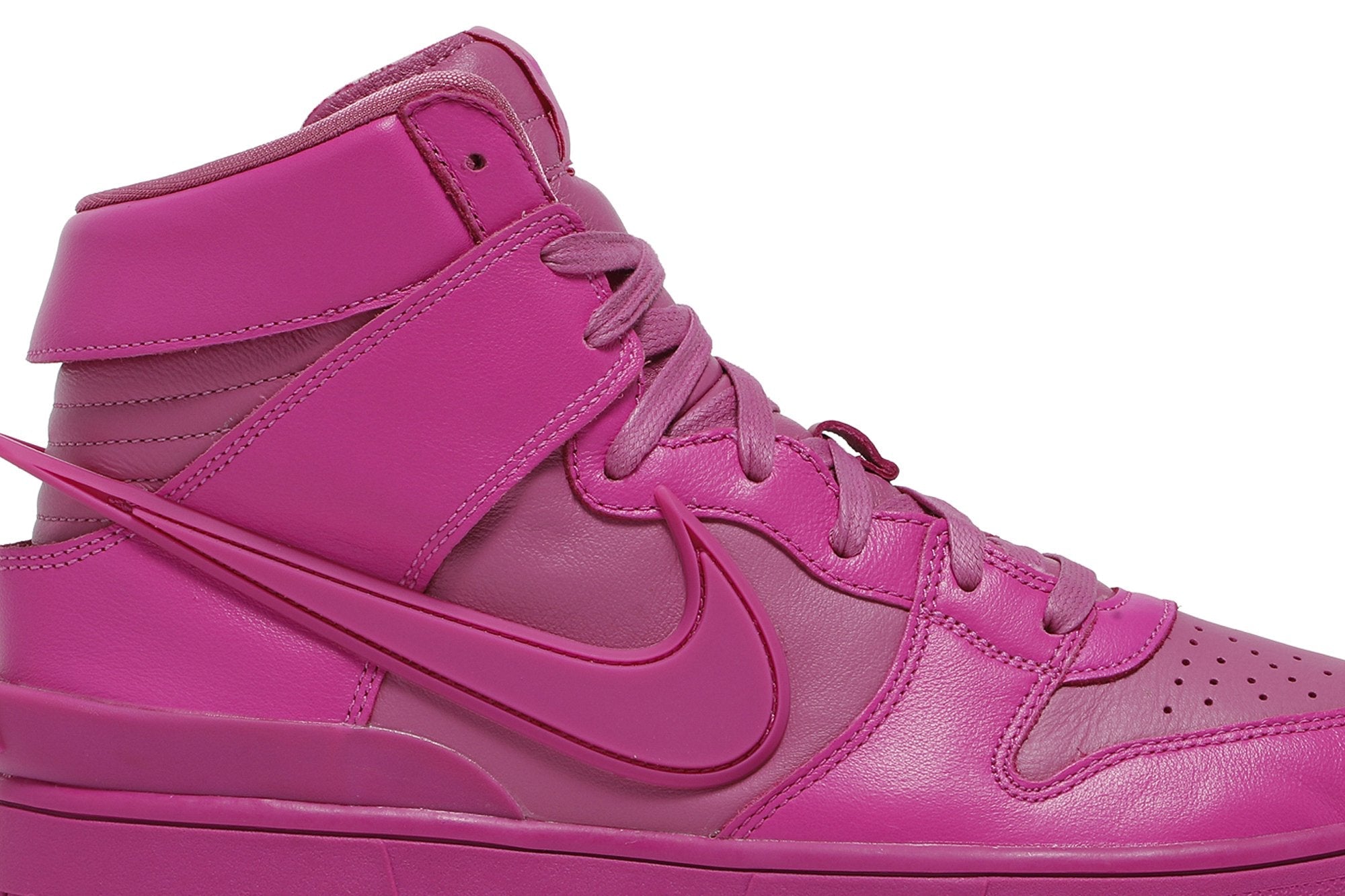 AMBUSH x Dunk High ‘Cosmic Fuchsia’