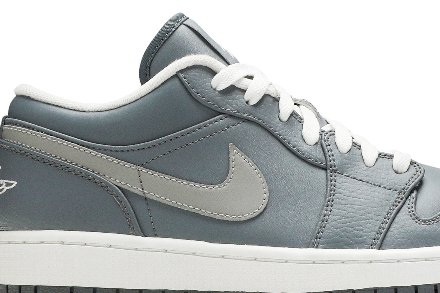 Air Jordan 1 Low &