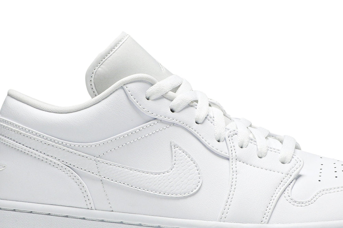Wmns Air Jordan 1 Low &