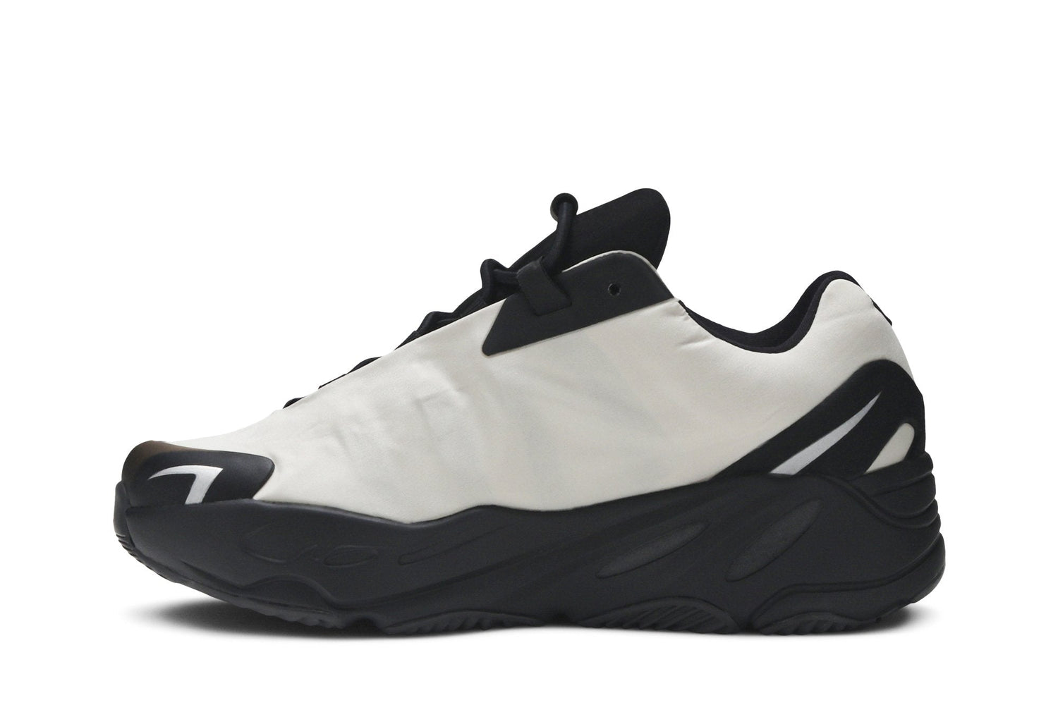 Yeezy Boost 700 MNVN Kids &