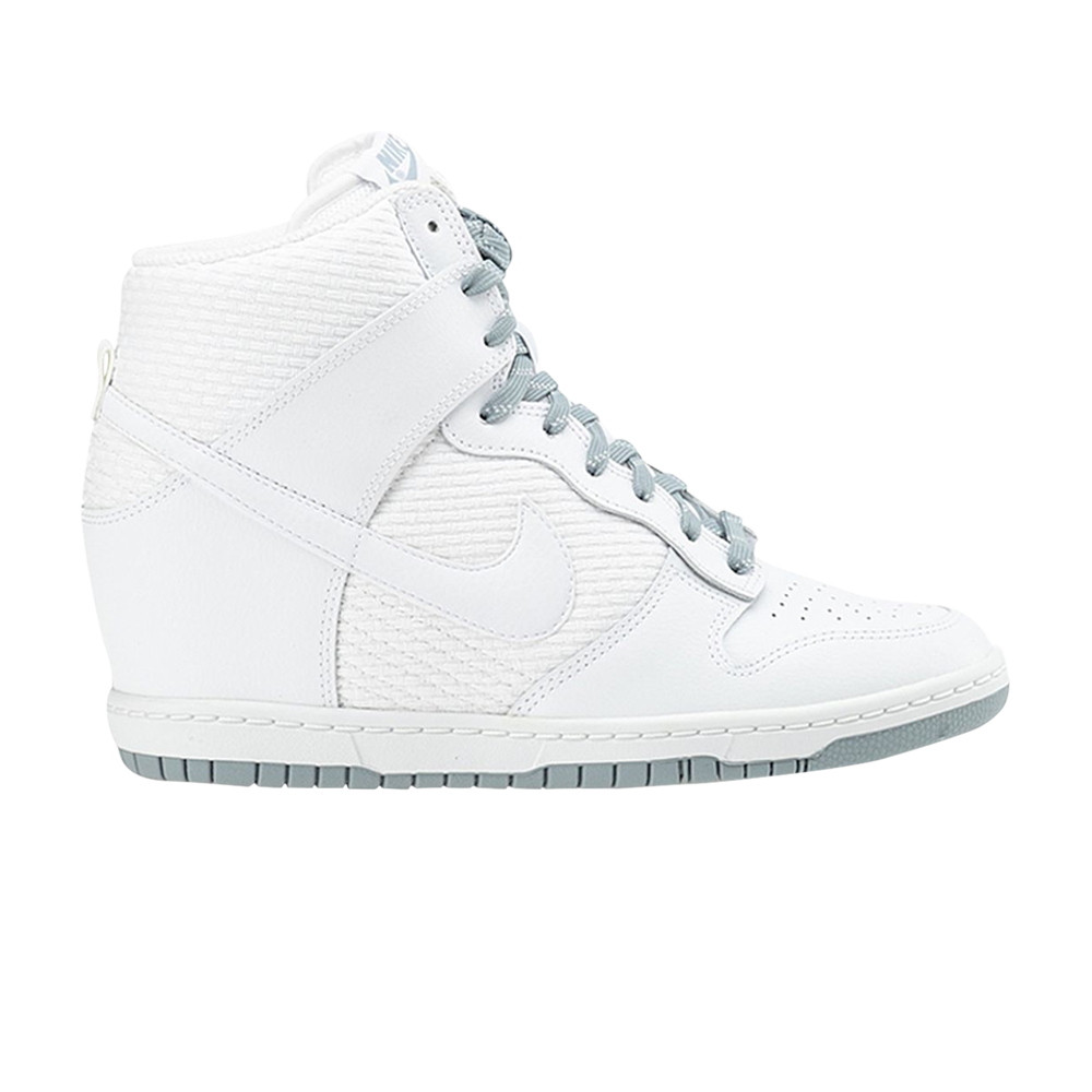 Wmns Dunk Sky High Essential &