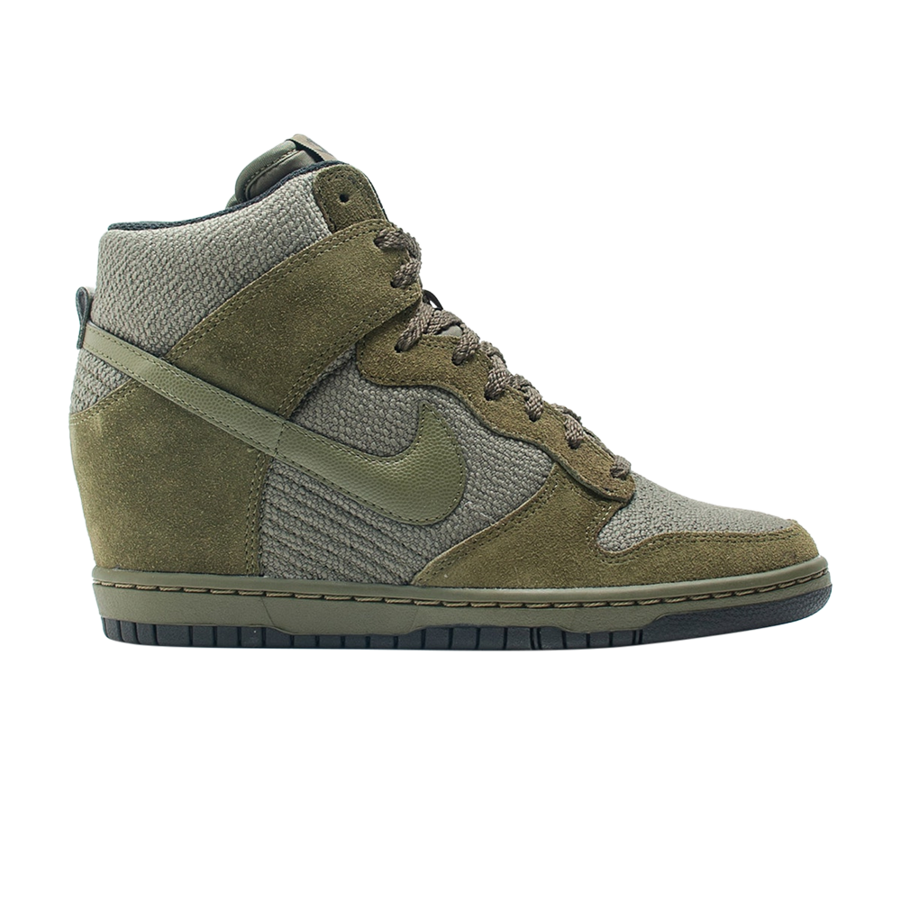 Wmns Dunk Sky High Essential &
