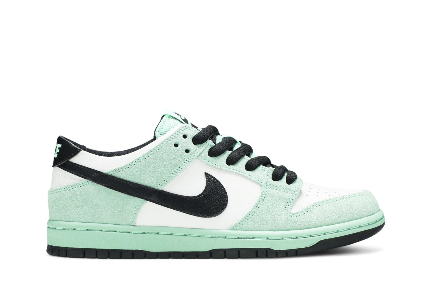 SB Dunk Low &