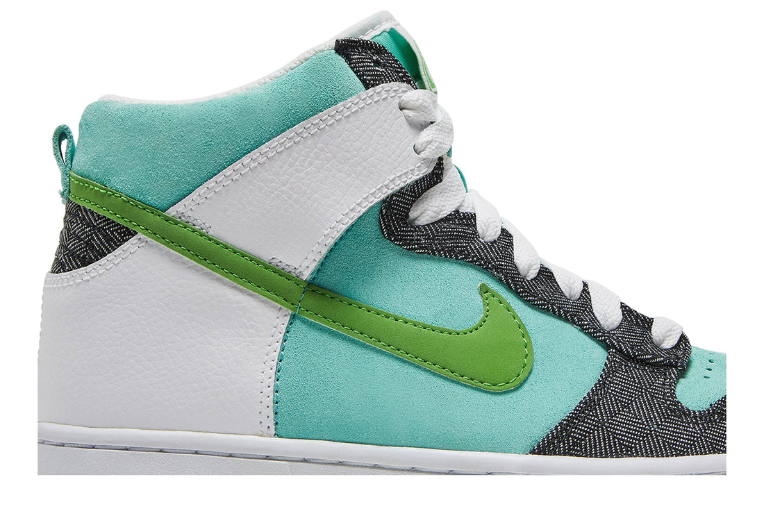 Wmns Dunk High 6.0 &
