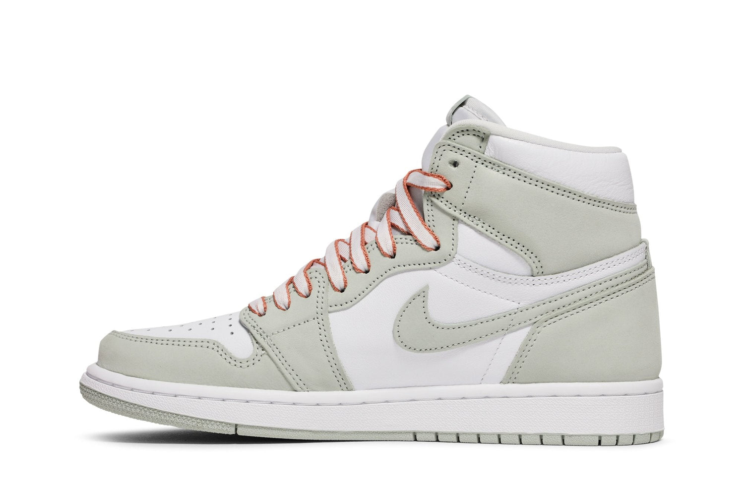 Wmns Air Jordan 1 Retro High OG &