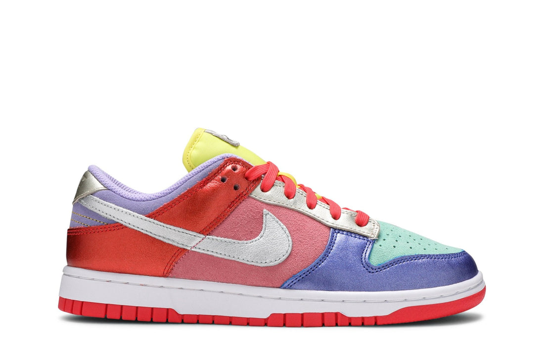Wmns Dunk Low &