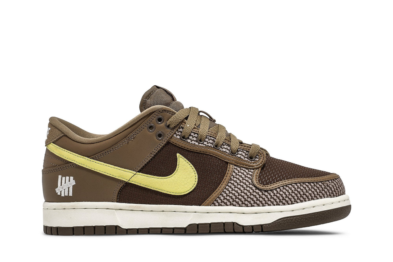 Undefeated x Dunk Low SP &