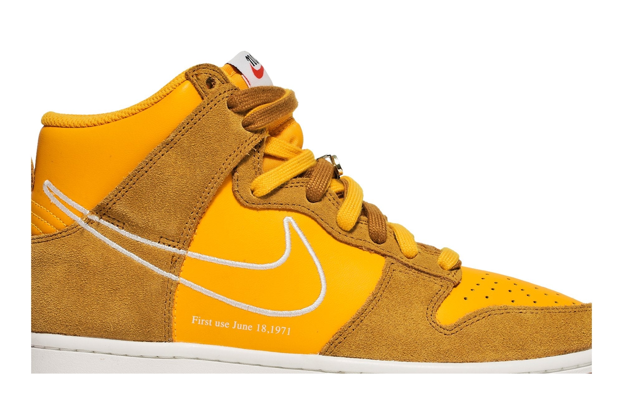 Wmns Dunk High SE &