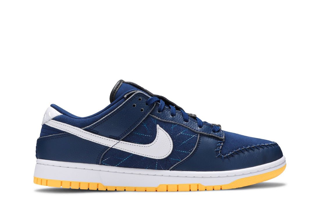 Kyrie Irving x Dunk Low &