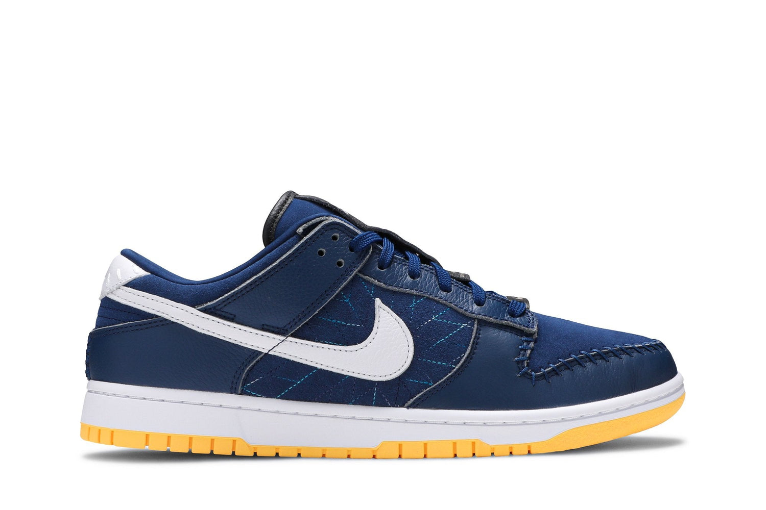 Kyrie Irving x Dunk Low &