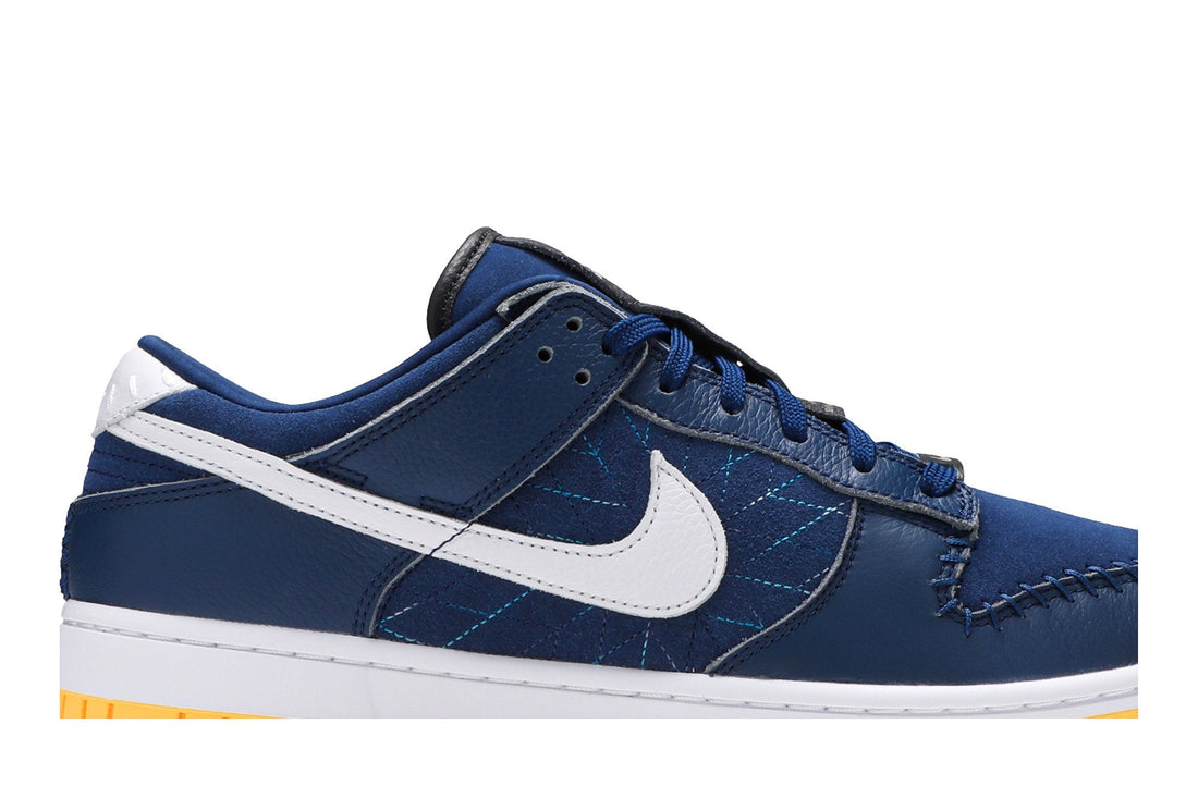 Kyrie Irving x Dunk Low &