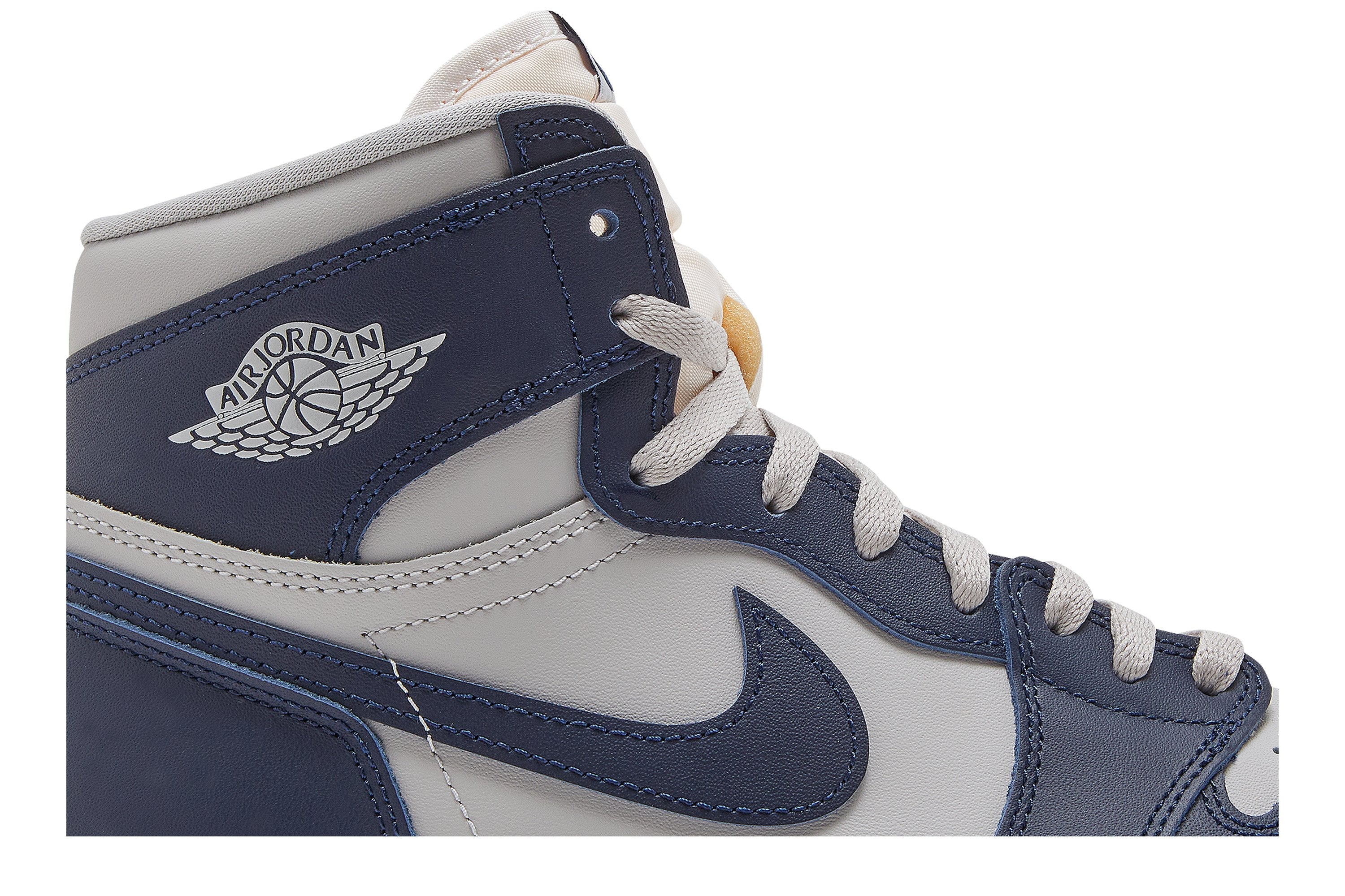 Air Jordan 1 Retro High &