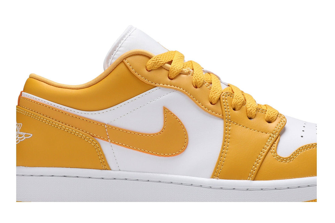Air Jordan 1 Low &