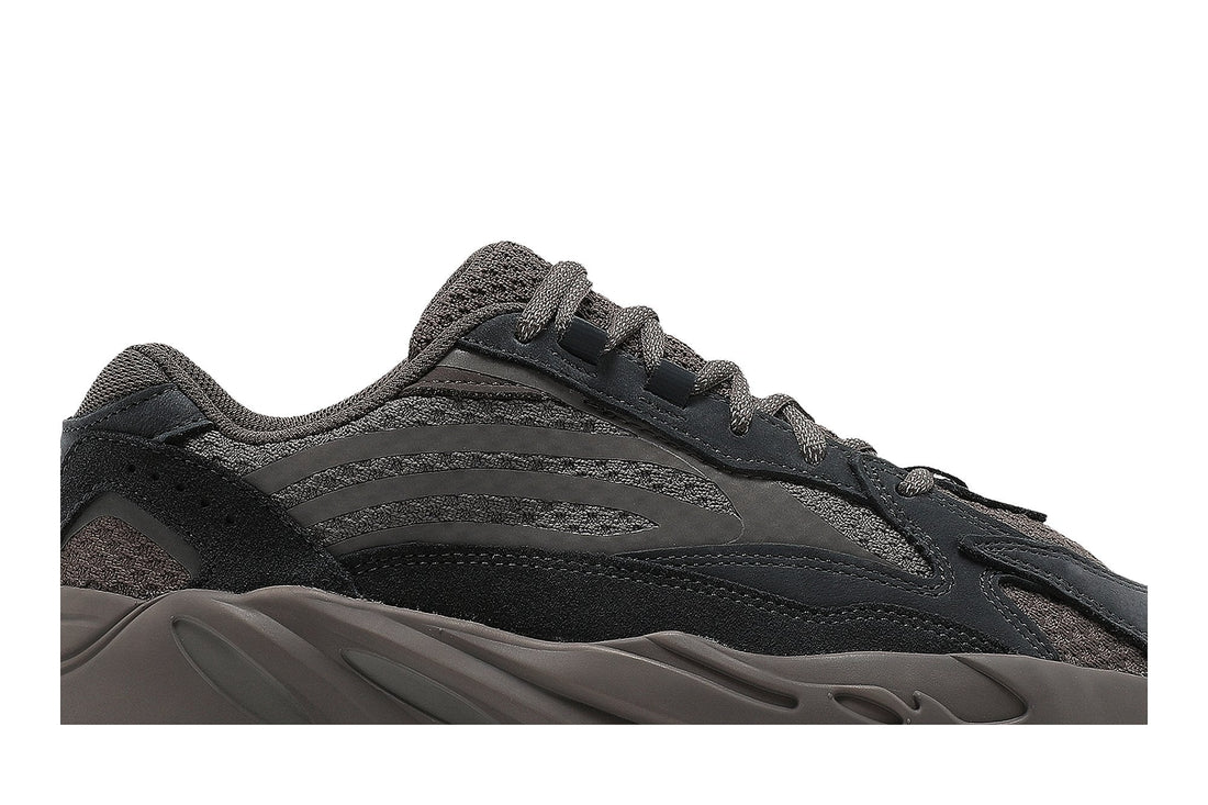 Yeezy Boost 700 V2 &