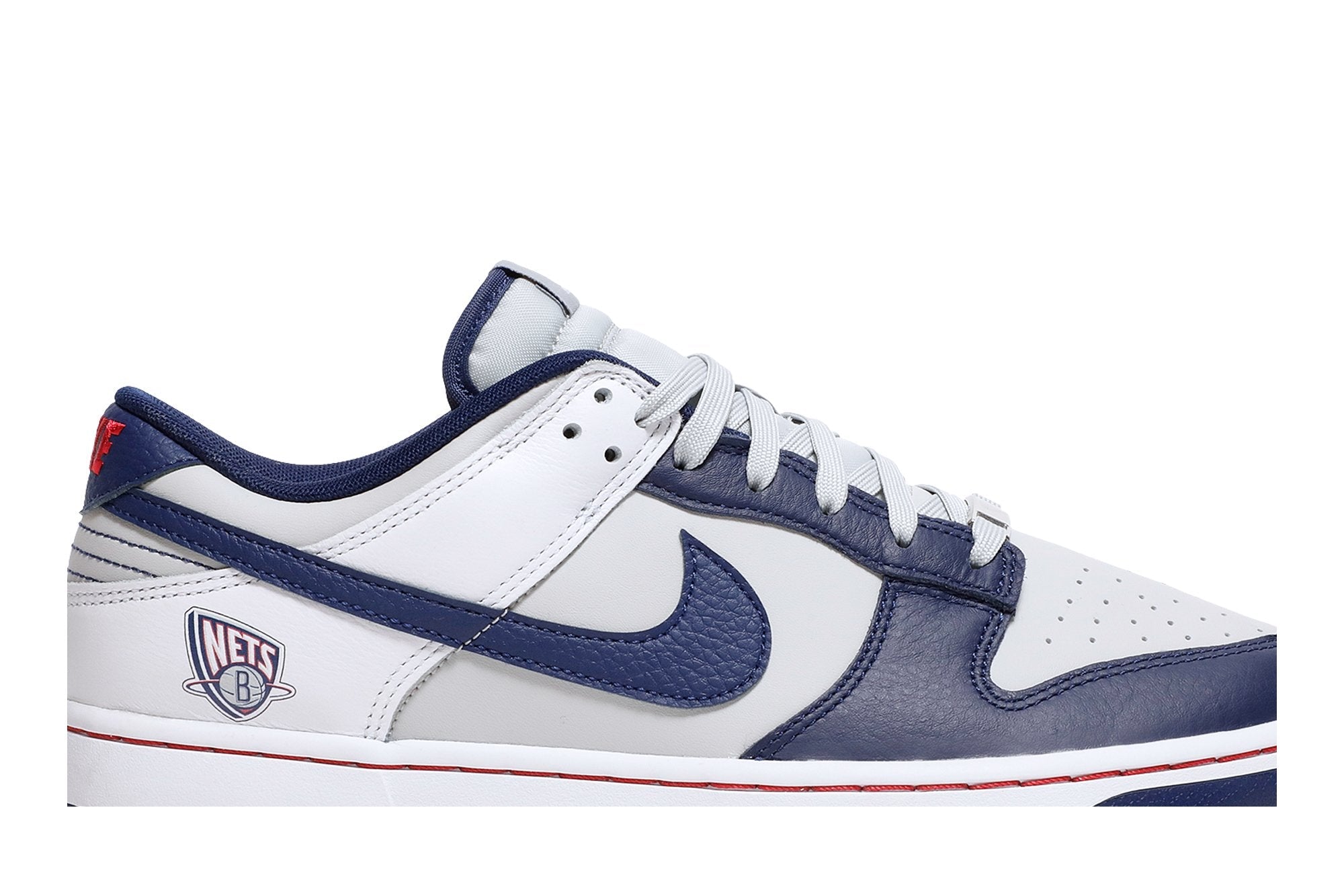 NBA x Dunk Low EMB &