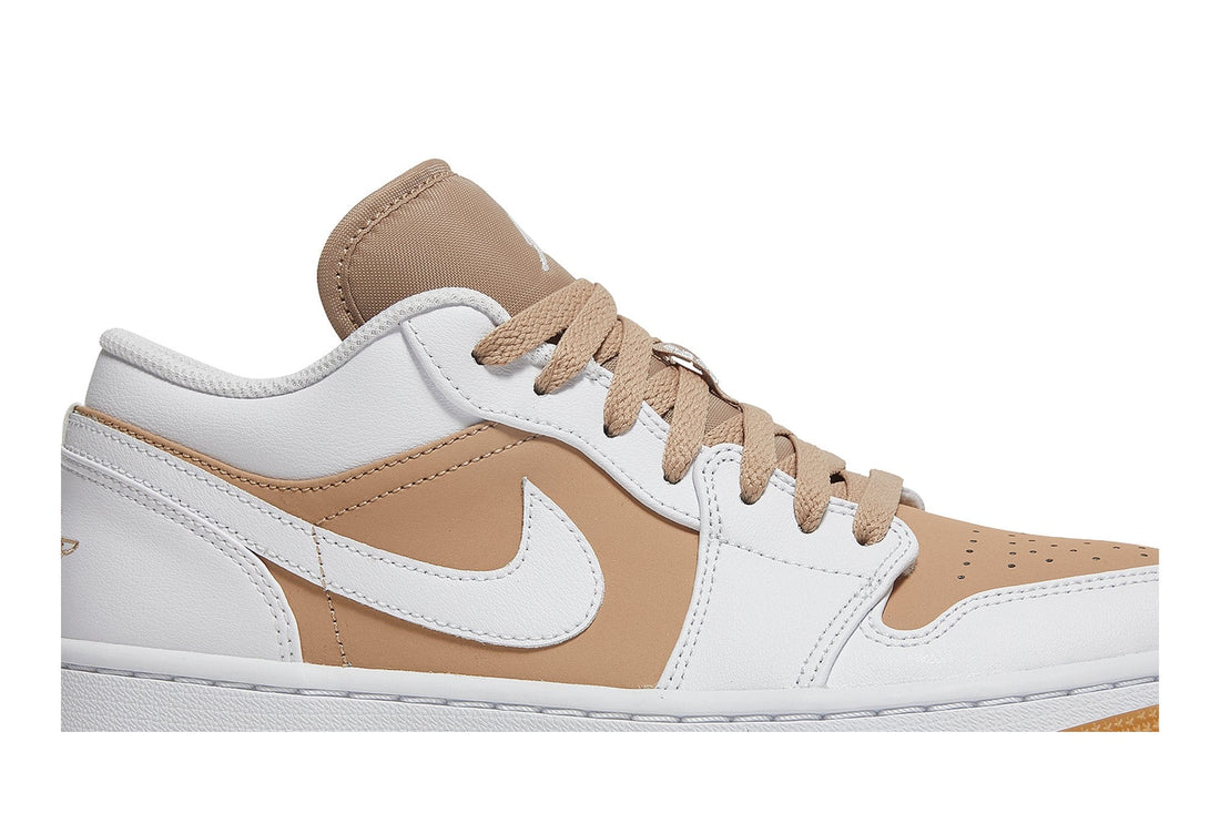 Air Jordan 1 Low &