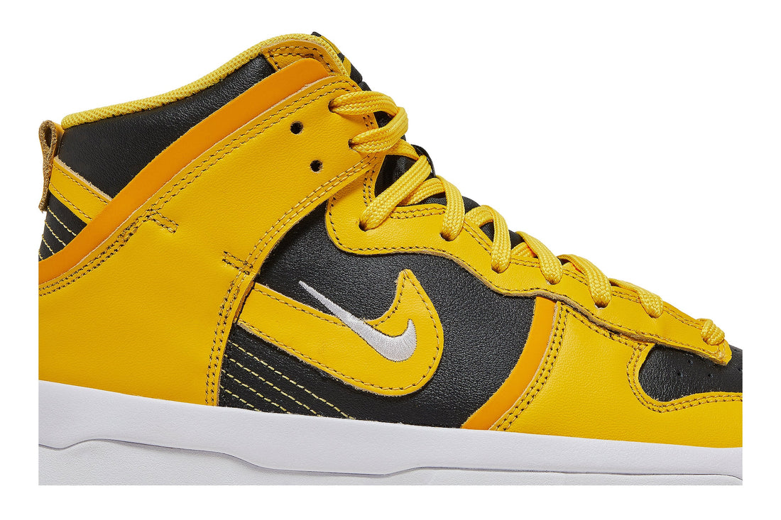 Wmns Dunk High Up &