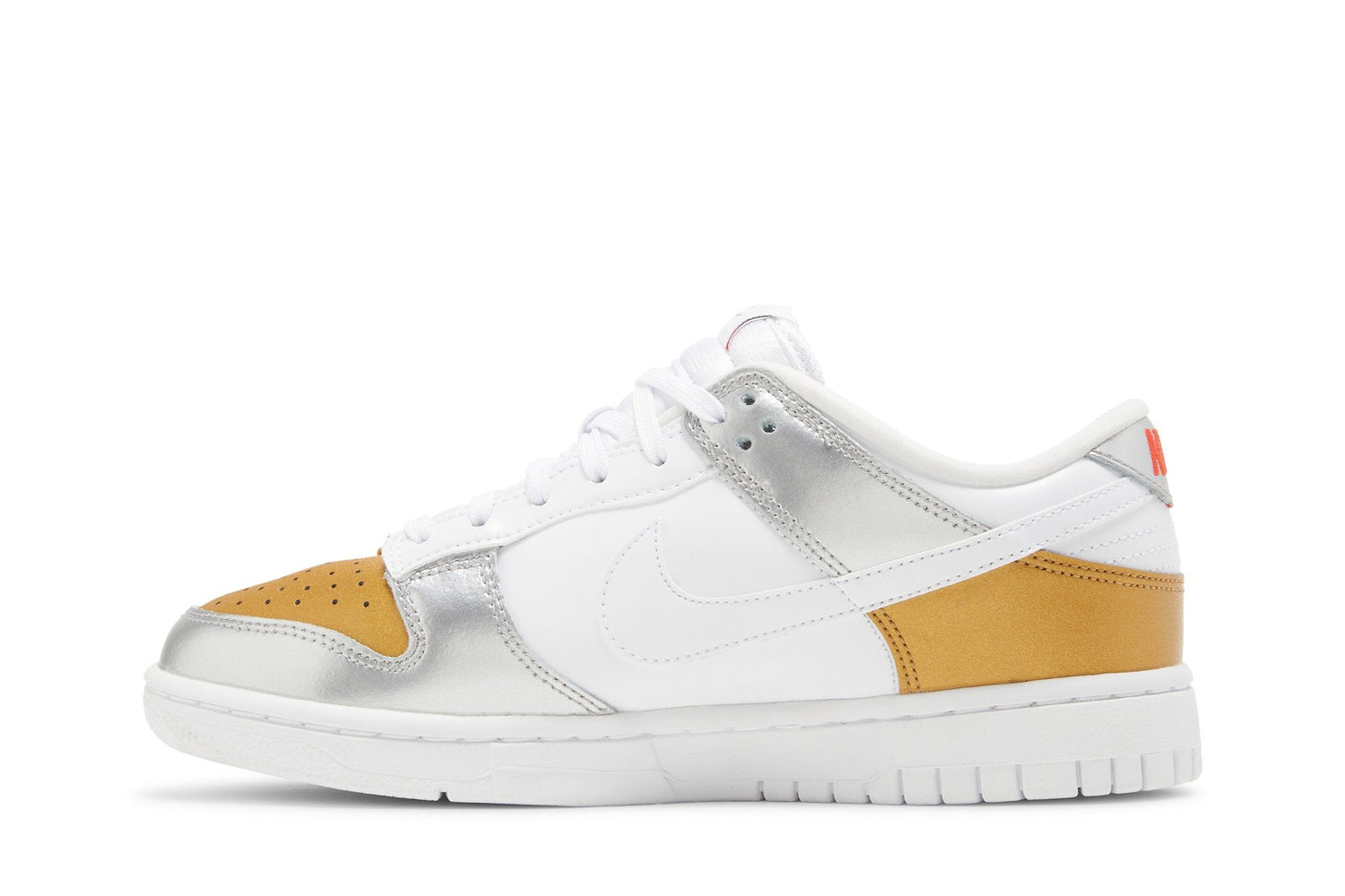 Wmns Dunk Low SE &
