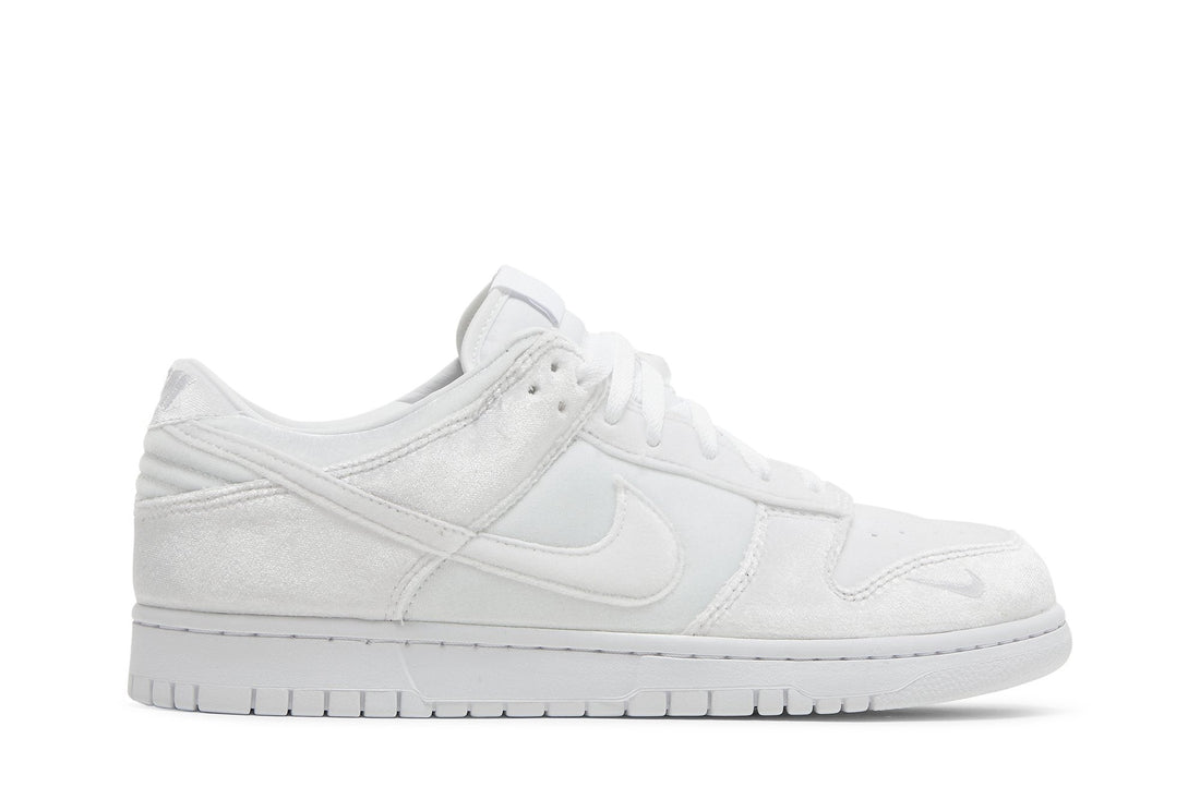 Dover Street Market x Dunk Low &