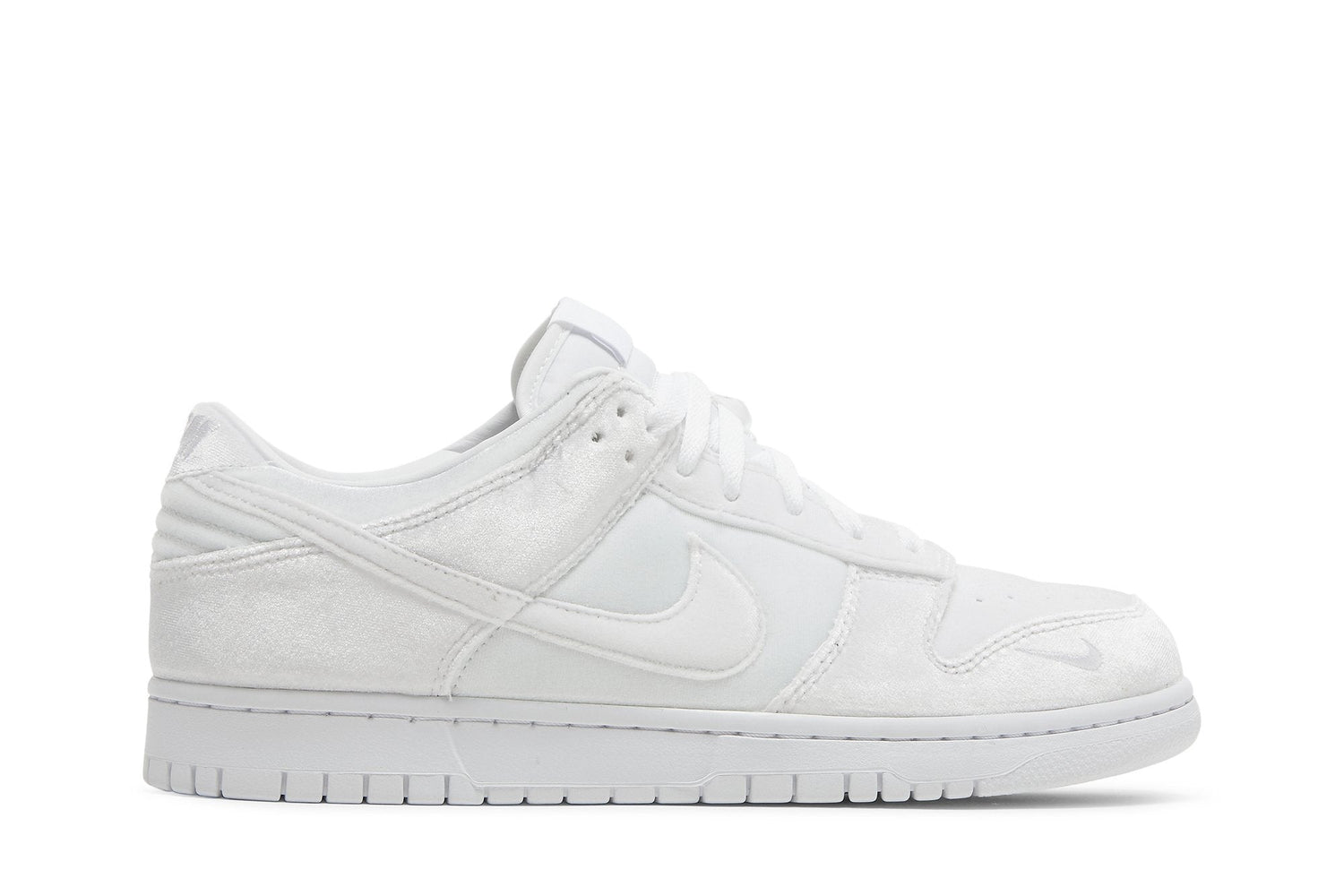 Dover Street Market x Dunk Low &