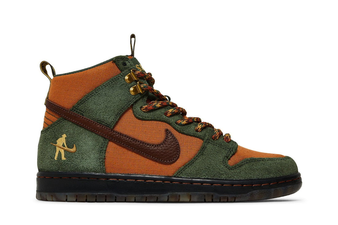 Pass~Port x Dunk High SB &