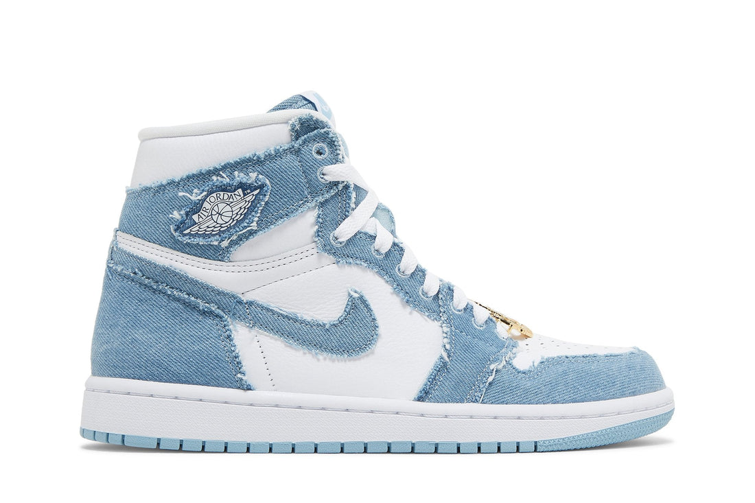 Wmns Air Jordan 1 Retro High OG &
