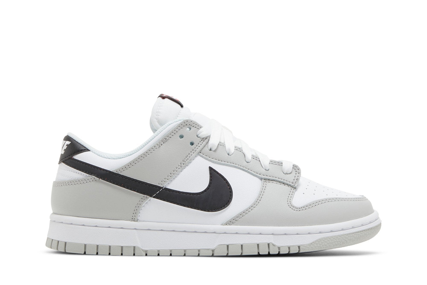 Dunk Low SE &