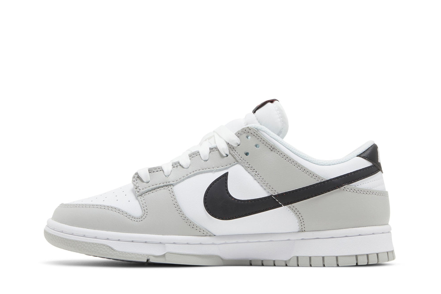 Dunk Low SE &