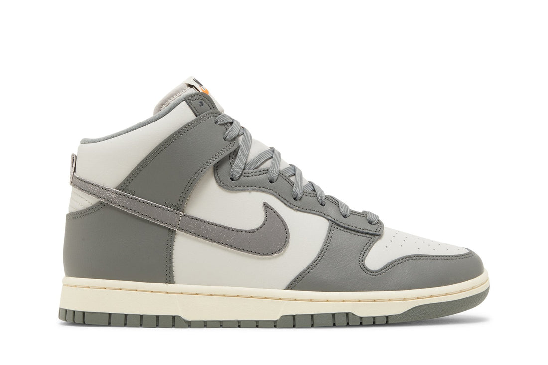 Dunk High Retro SE &