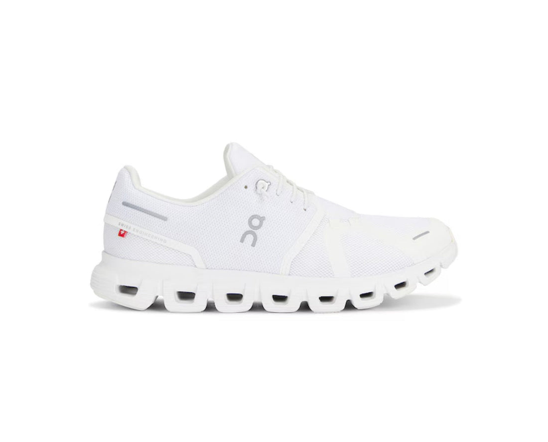 ON Cloud 6 Sneaker