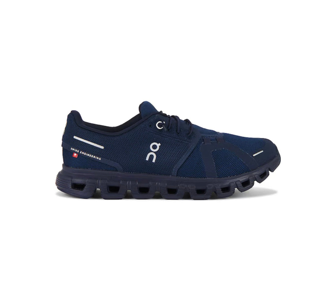 ON Cloud 6 Sneaker