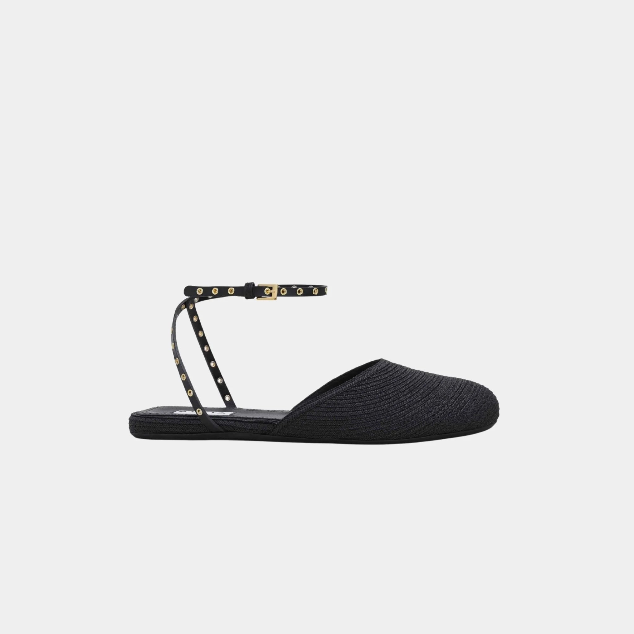 Flat Sandals in Paper Straw