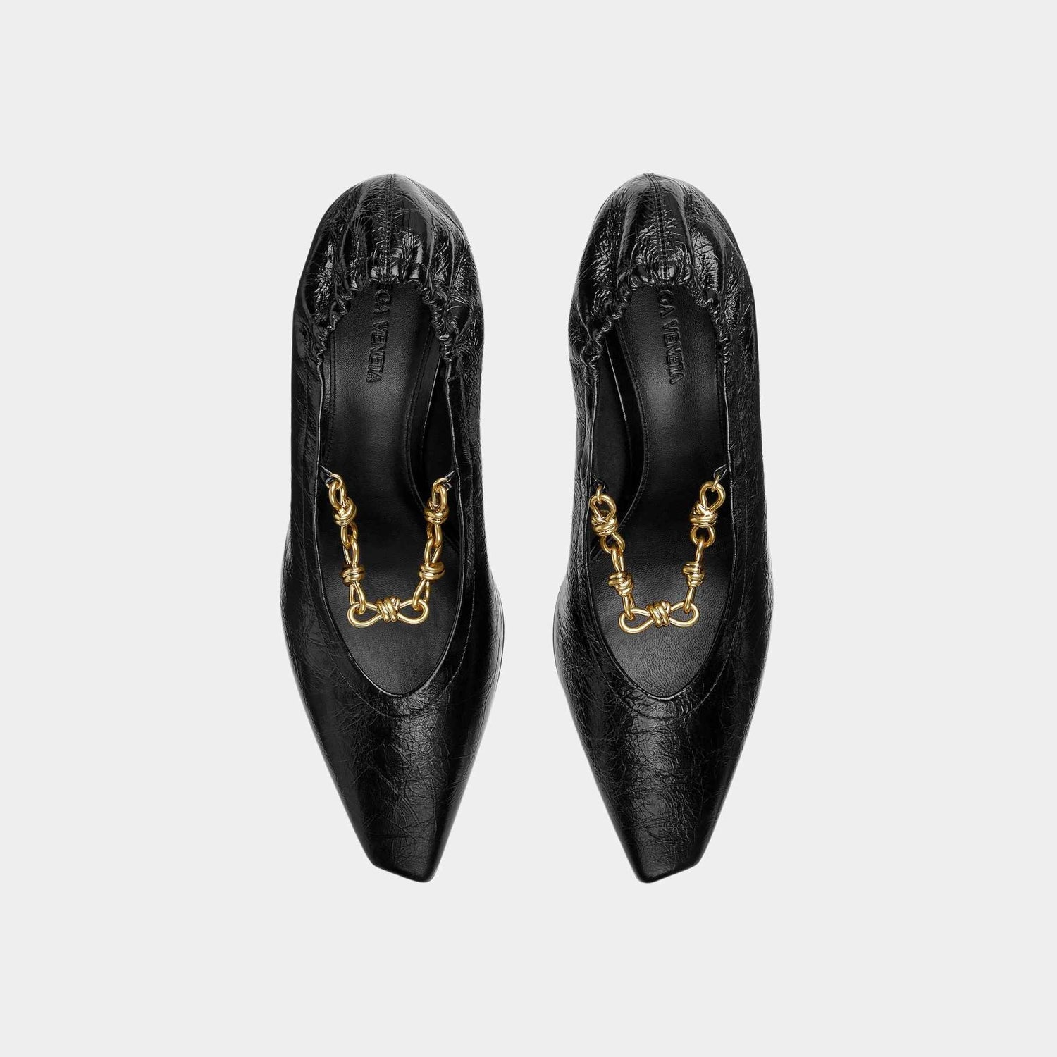 Sharp Chain Crinkled Calfskin Pump