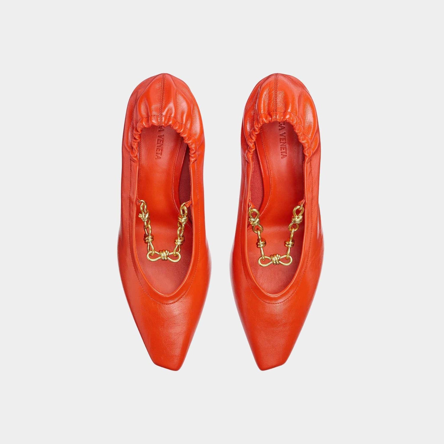 Sharp Chain Crinkled Calfskin Pump
