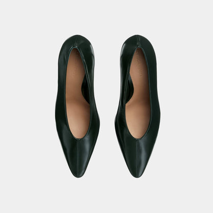 Sofia Slip-on Pump Supple Construction Shiny Calfskin