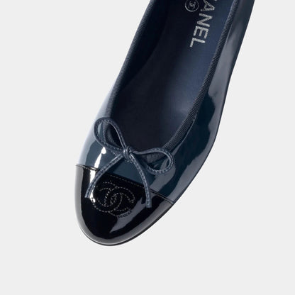 Ballerinas in Varnished Calfskin