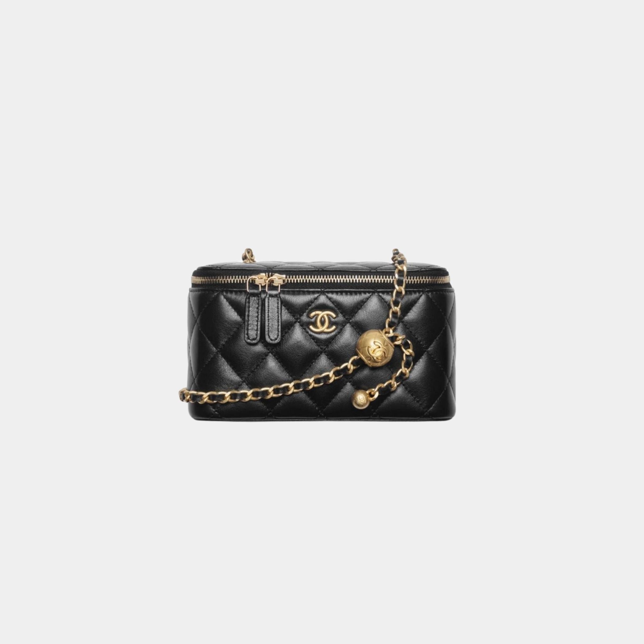 Long Vanity with Chain in Shiny Lambskin