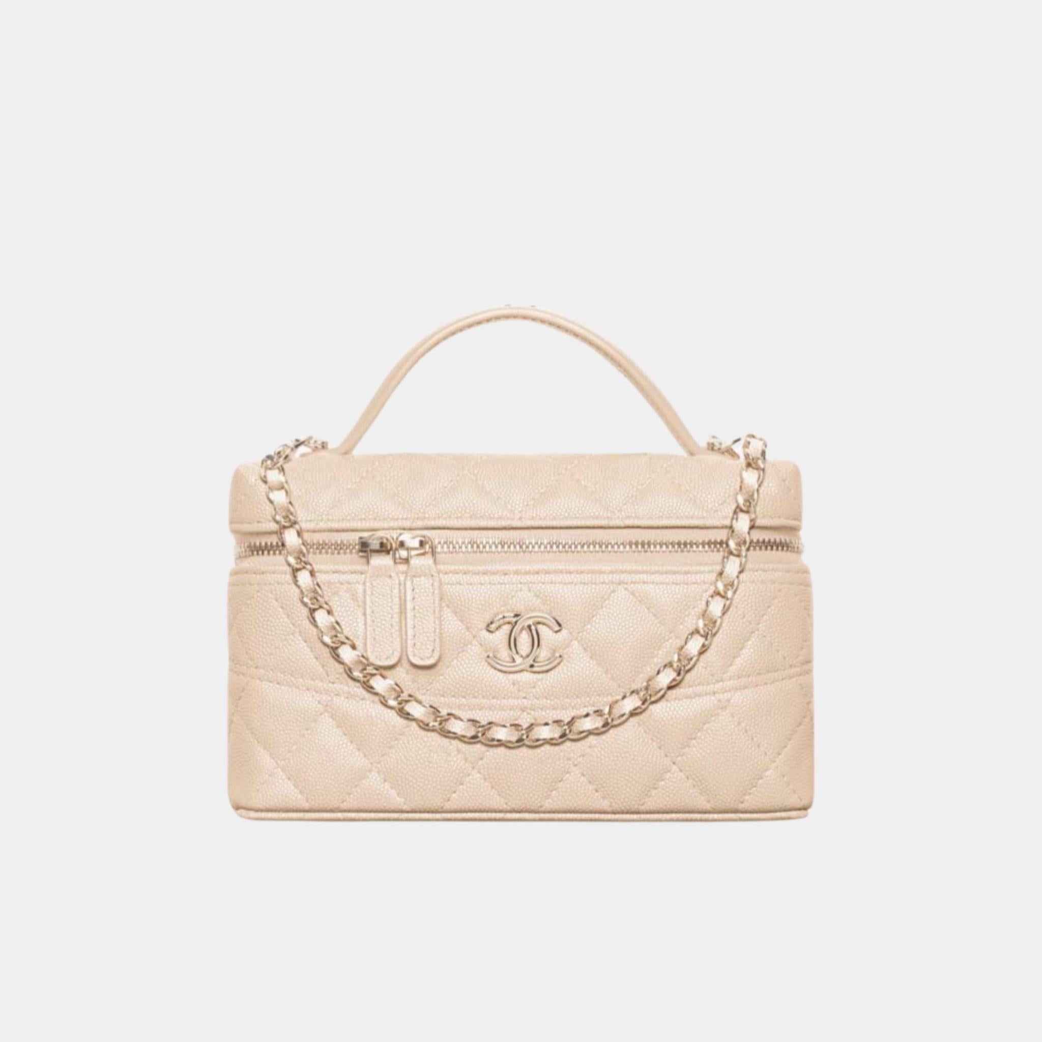 Vanity with Chain in Grained Calfskin and Gold Toned Metal