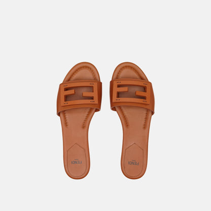 Baguette Slides In Leather