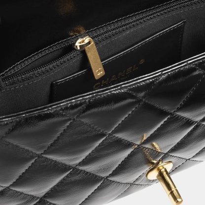 Flap Bag Fall-Winter 2024/25 Pre-Collection