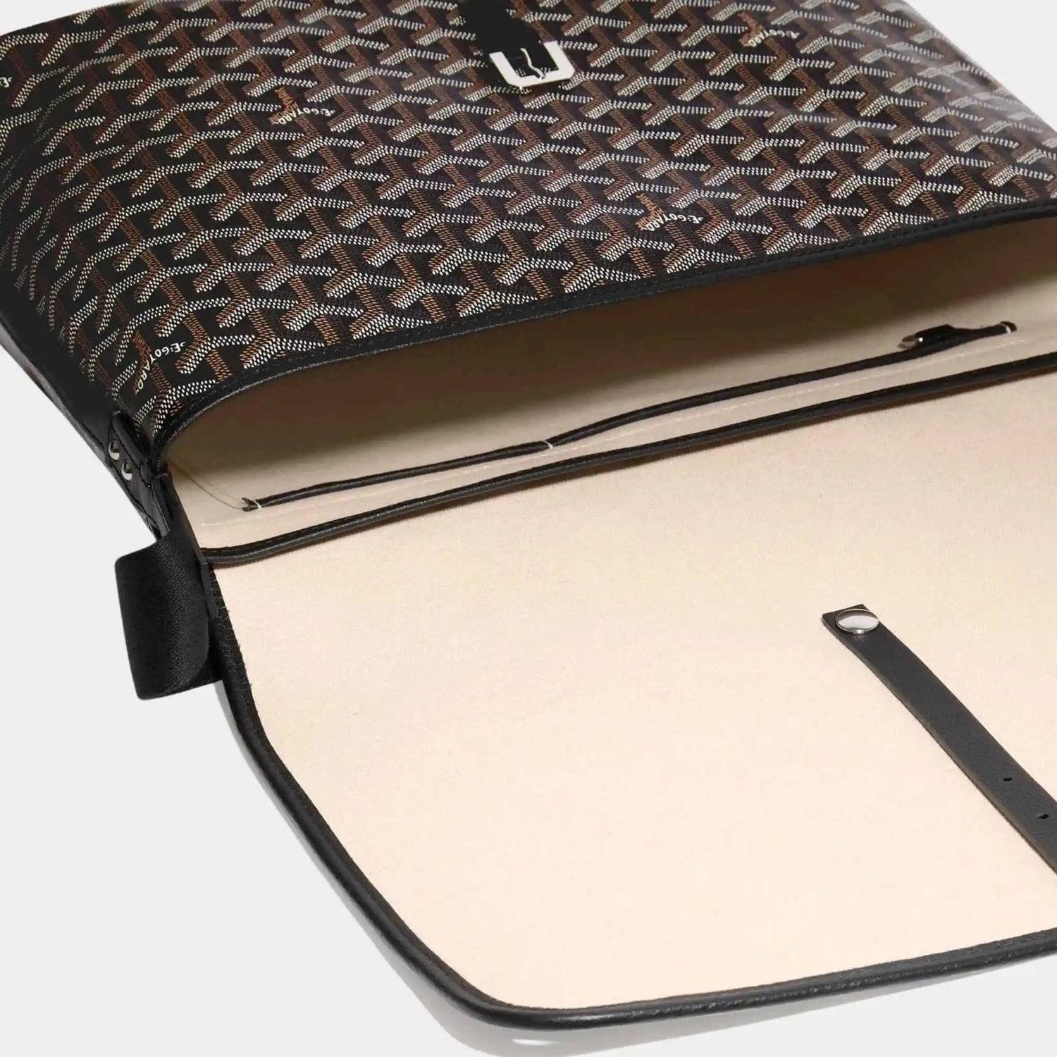 Capetien MM Messenger Bag