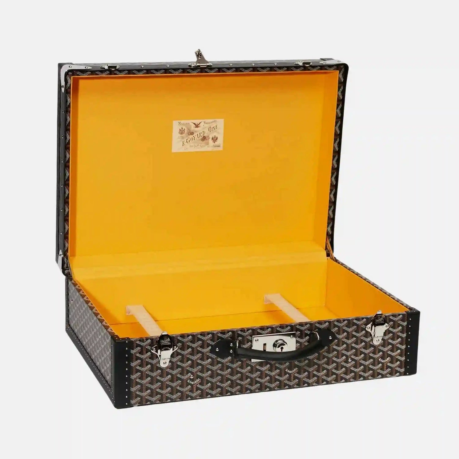 Grand Hotel 55 Case