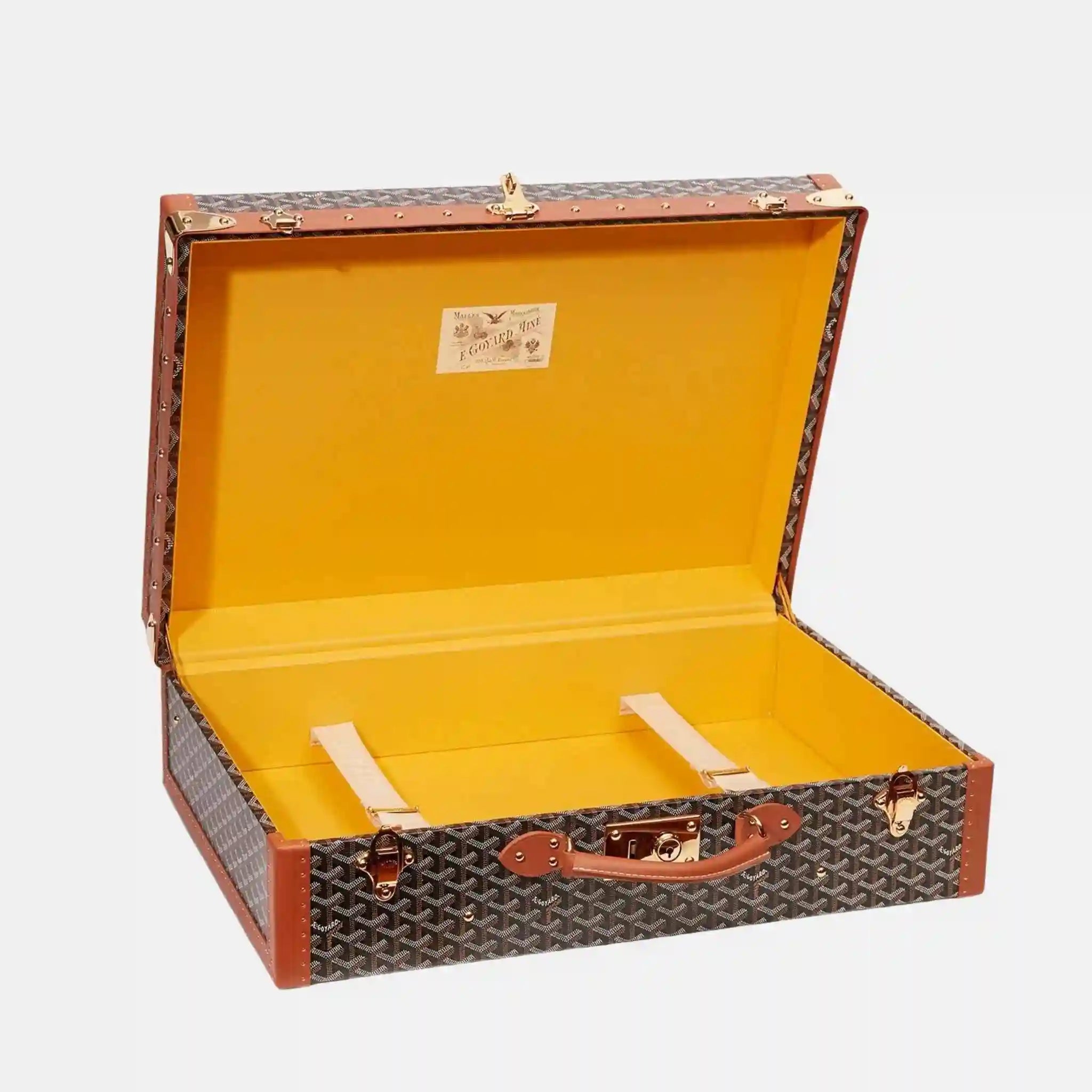 Grand Hotel 60 Case