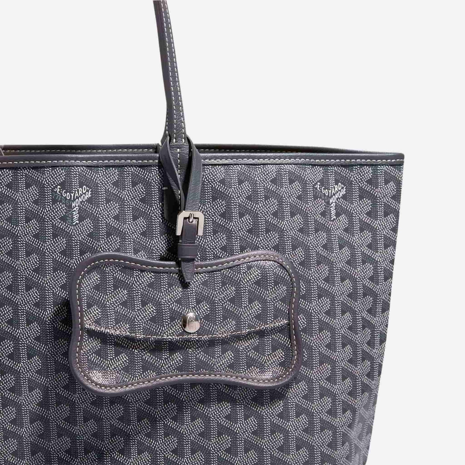 Os Grey Luxury Dog Pocket
